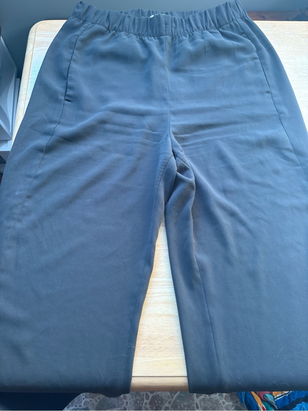 H&M Black Elastic Waist Straight-Leg Trousers